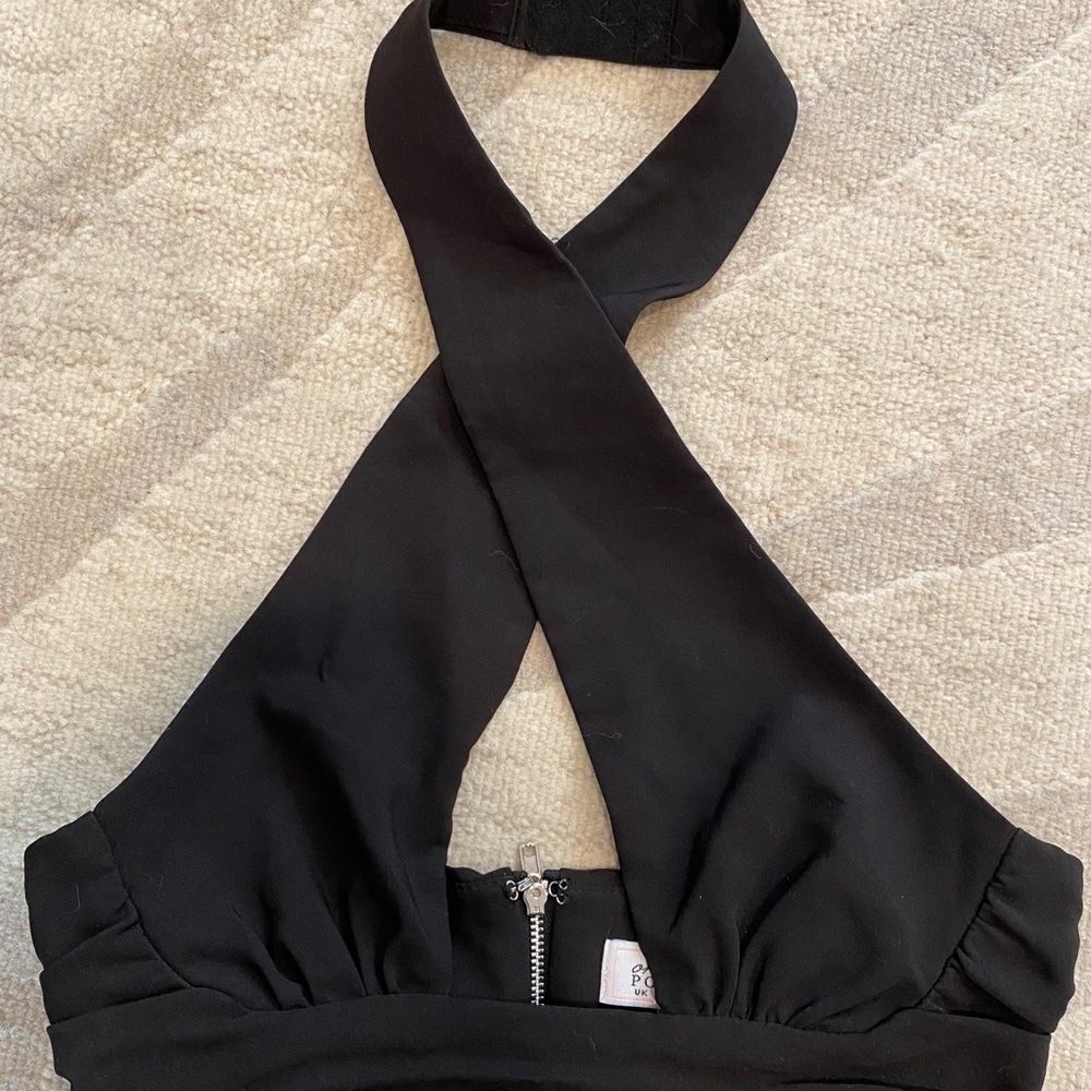 Crop top size US 4 Oh polly